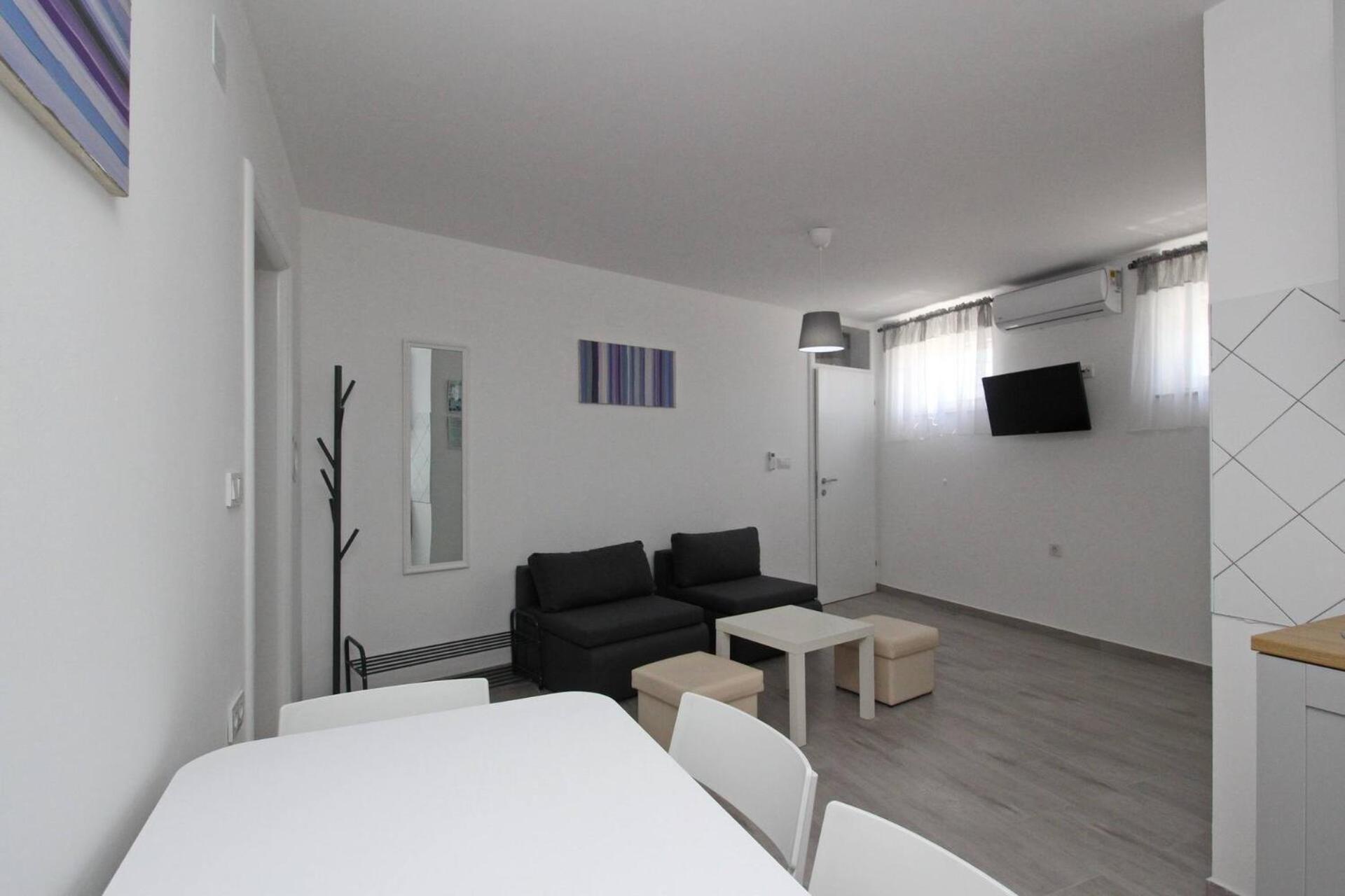 House Lavanda - Kricin, Underground Level Apartment باشْكا المظهر الخارجي الصورة